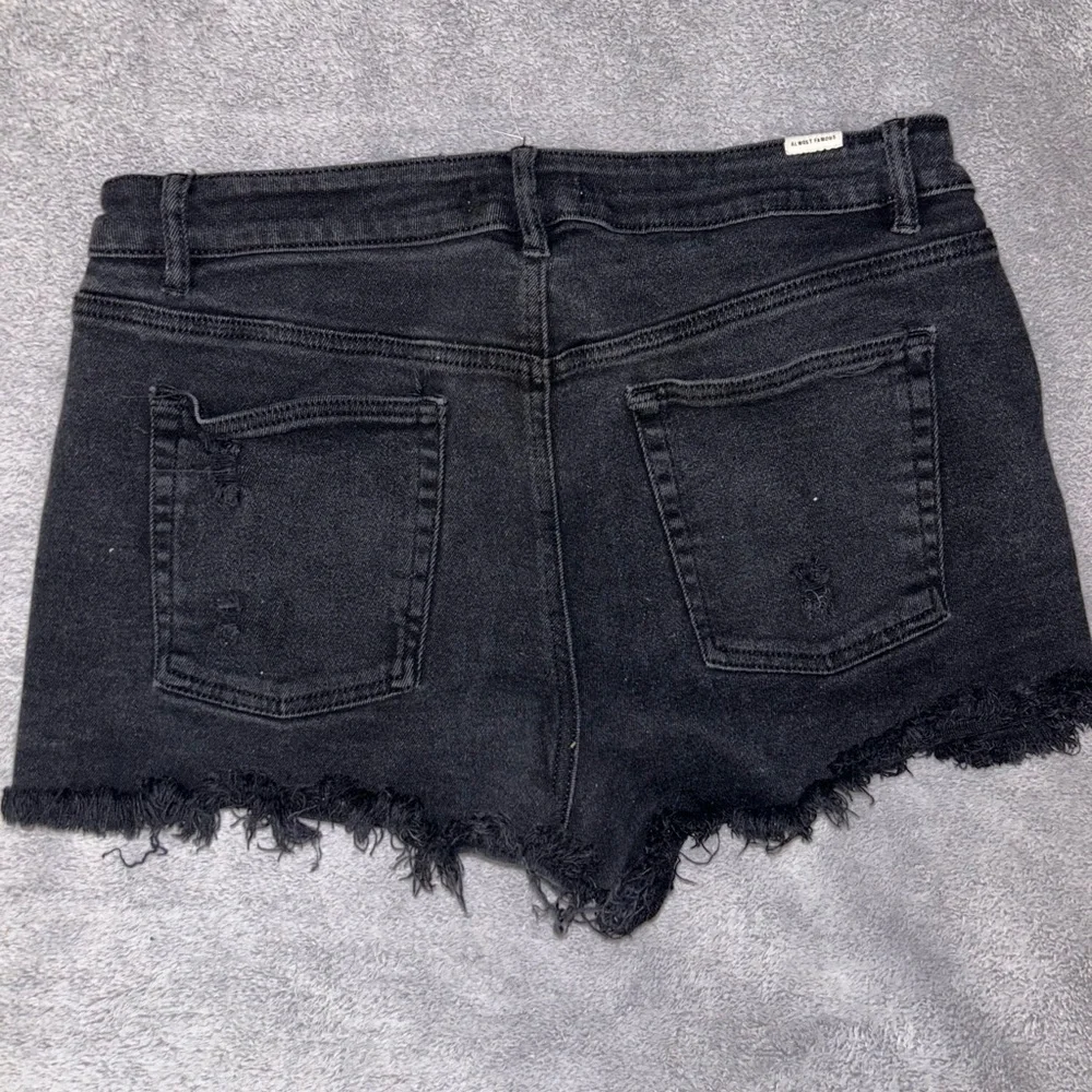Almost Famous Women's Dark Jean Shorts - Picture 2 of 3